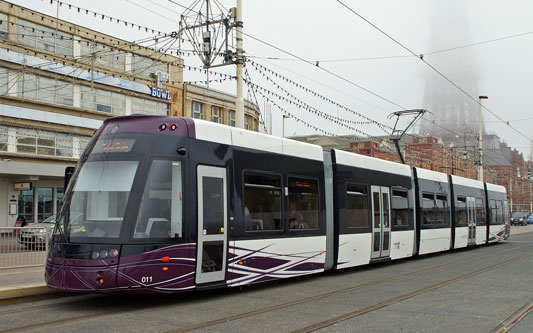 BLACKPOOL TRAMS 2012 - Photo: ©2012 Ian Boyle - www.simplompc.co.uk - Simplon Postcards