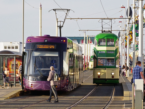 BLACKPOOL TRAMS - Photo: ©2015 Ian Boyle - www.simplompc.co.uk - Simplon Postcards