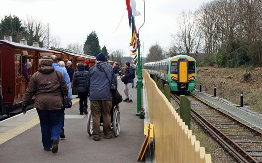 East Grinstead - Photo: ©2013 Ian Boyle - www.simplonpc.co.uk