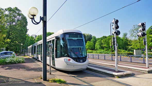 Rouen Metro - Photo: ©Ian Boyle 28th April 2017 