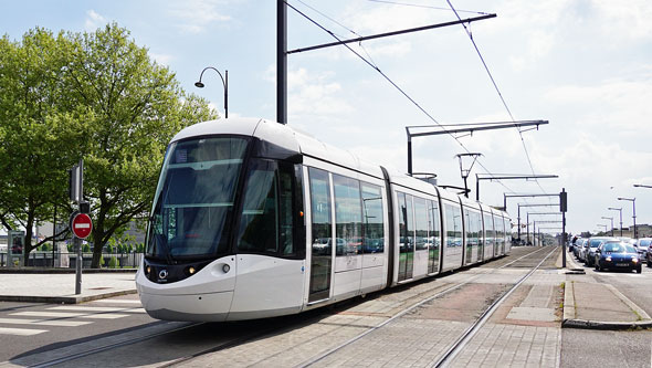 Rouen Metro - Photo: ©Ian Boyle 28th April 2017 