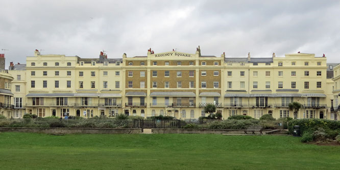 Brighton Regency Square - Photo:  Ian Boyle, 27th December 2012 - www.simplonpc.co.uk