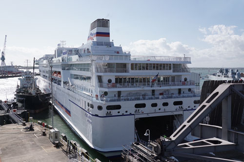 Pont Aven at Portsmouth - Photo: © Ian Boyle, 12th May 2015 - www.simplonpc.co.uk