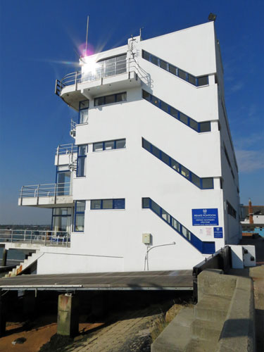 Burnham-on-Crouch - Photo:  Ian Boyle, 30th September 2013 - www.simplonpc.co.uk