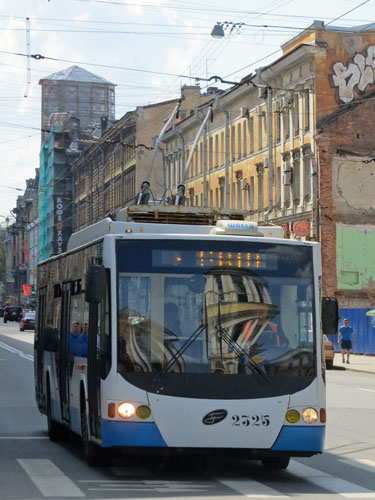 St Petersburg - Trolleybus - www.simplonpc.co.uk