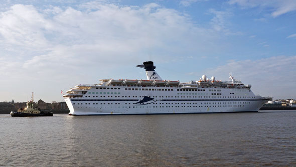 Magellan - Cruise & Maritime Voyages - Photo: © Ian Boyle, 11th March 2015 - www.simplonpc.co.uk