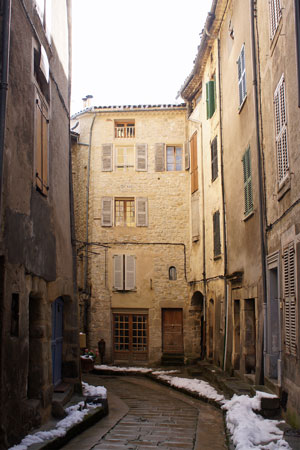 CP - Chemin de Fer de Provence - Photo: © Ian Boyle, 16th February 2010