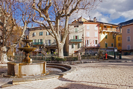 CP - Chemin de Fer de Provence - Photo: © Ian Boyle, 16th February 2010