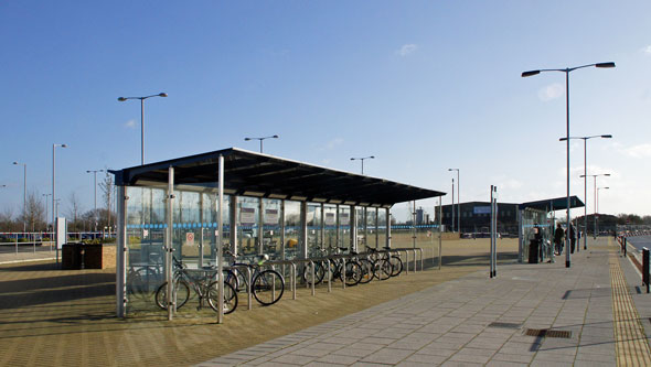 Cambridge Busway - Photo: ©2013 Ian Boyle - www.simplonpc.co.uk