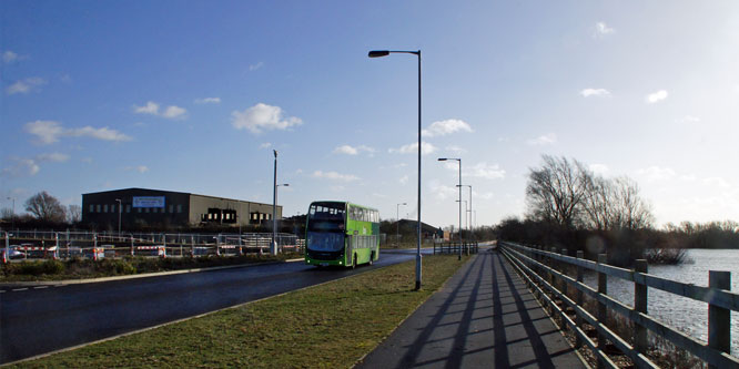 Cambridge Busway - Photo: ©2013 Ian Boyle - www.simplonpc.co.uk