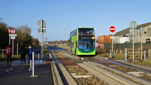 Cambridge Busway - Photo: ©2013 Ian Boyle - www.simplonpc.co.uk