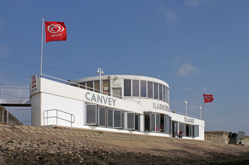 Canvey Labworth Cafe - Photo: © Ian Boyle, 15th September 2006 - www.sinplonpc.co.uk