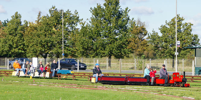 Canvey Miniature Railway - www.simplonpc.co.uk