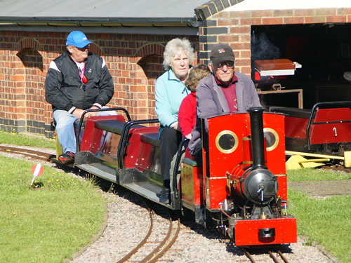 Canvey Miniature Railway - www.simplonpc.co.uk