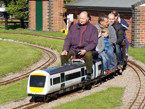 Canvey Miniature Railway - www.simplonpc.co.uk