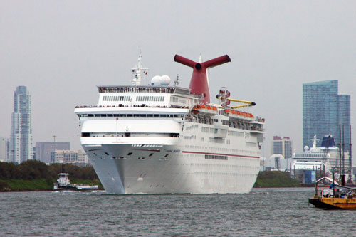 CARNIVAL IMAGINATION - Photo:  Ian Boyle, April 2012 - www.simplonpc.co.uk