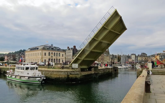 Honfleur - Photo: © Ian Boyle, 13th October 2013 - www.simplonpc.co.uk