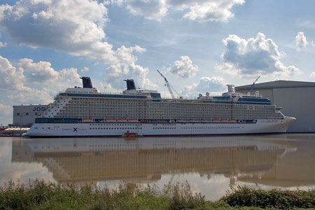 Celebrity Solstice - Photo: © Cees de Bijl, 2008