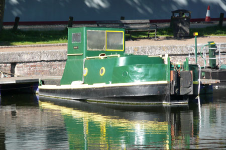 FRISKY - Bantam tug - www.simplonpc.co.uk - Photo:  Ian Boyle, 28th June 2011