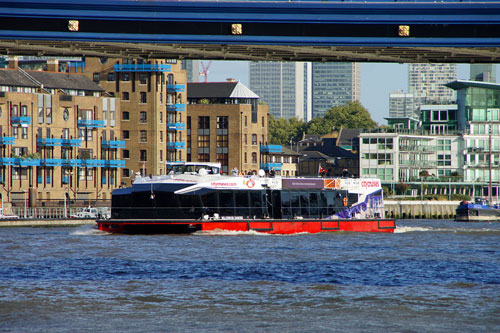 MILLENNIUM DIAMOND - City Cruises - Photo:  Ian Boyle, 16th October 2012 - www.simplonpc.co.uk