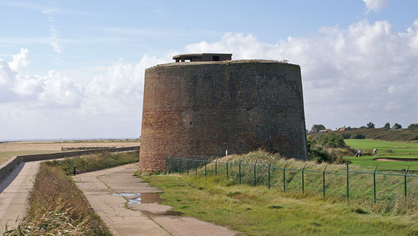 Martello Tower D - Photo:  Ian Boyle, Clacton, 30th September 2006 - www.simplonpc.co.uk