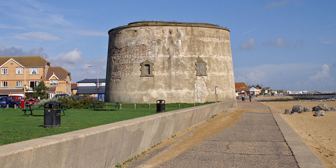 Martello Tower E - Photo: © Ian Boyle, Clacton, 30th September 2006 - www.simplonpc.co.uk