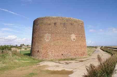 Martello Tower D - Photo:  Ian Boyle, Clacton, 30th September 2006 - www.simplonpc.co.uk