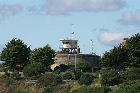 Martello Tower D at Clacton - Photo: © Ian Boyle, 30th September 2006 - www.simplonpc.co.uk