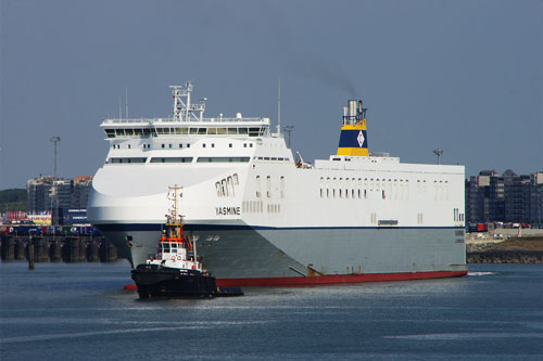 YASMINE - Cobelfret - www.simplonpc.co.uk - Photo: © Ian Boyle, 13th August 2012