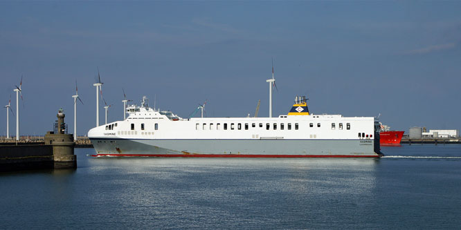 YASMINE - Cobelfret - www.simplonpc.co.uk - Photo: © Ian Boyle, 13th August 2012