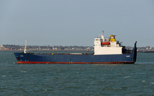 PHOCINE - Cobelfret - Photo: © Ian Boyle, 18th April 2010 - www.simplonpc.co.uk