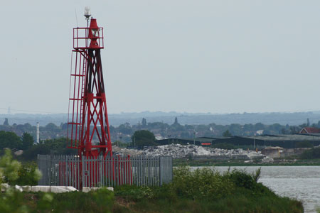 COLDHARBOUR POINT LIGHT - www.simplonpc.co.uk - Photo: © Ian Boyle, 7th May 2011