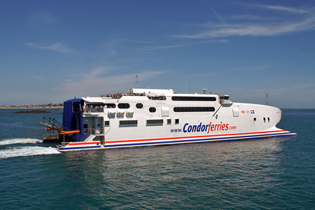 Condor Express at St Peter Port - Photo: © Ian Boyle, 2nd June 2007 - www.simplonpc.co.uk