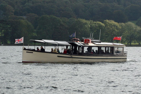 RANSOME of Coniston Launch - Photo: ©2010 Graham Thorne - www.simplompc.co.uk - Simplon Postcards