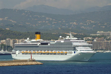 COSTA CONCORDIA at Palma - Photo: © Ian Boyle, 16th August 2006