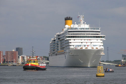 COSTA DELIZIOSA - Ijmuiden - Photo: © W.Kruit, 8th July 2011 - www.simplonpc.co.uk