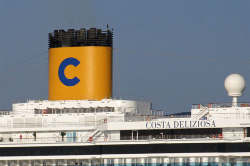 COSTA DELIZIOSA passing Felixstowe - Photo:  Ian Boyle, 4th June 2010 - www.simplonpc.co.uk