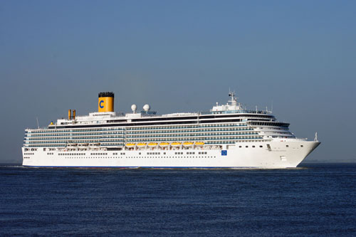 COSTA DELIZIOSA passing Felixstowe - Photo: © Ian Boyle, 4th June 2010 - www.simplonpc.co.uk