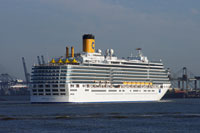 COSTA DELIZIOSA passing Felixstowe - Photo:  Ian Boyle, 4th June 2010 - www.simplonpc.co.uk