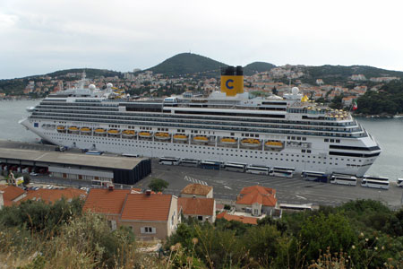 COSTA FAVOLOSA at Dubrovnik - Photo: Neven Jerjovic, 5th July 2011 - www.simplonpc.co.uk