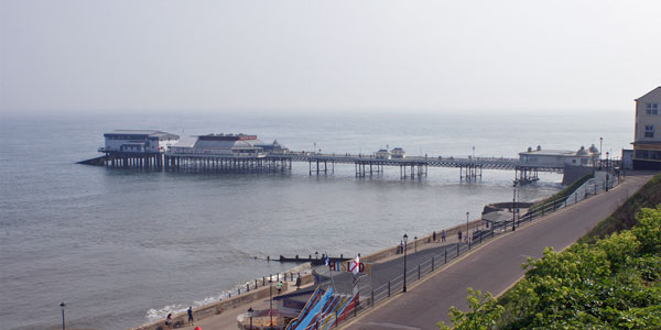 Cromer Pier - www.simplonpc.co.uk - 23rd April 2011