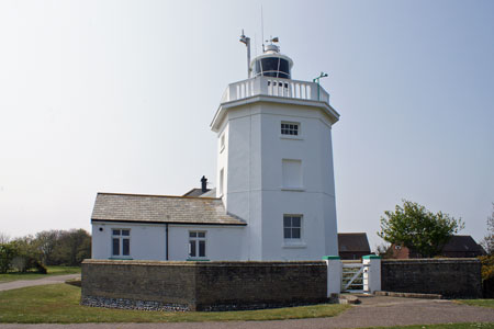 Cromer Lighthouse - www.simplonpc.co.uk - 23rd April 2011