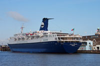 Ocean Countess at Tilbury - Photo:  Ian Boyle, 15th April 2010