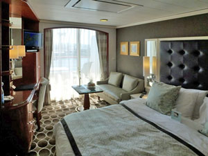 CRYSTAL SERENITY - www.oceanlinersociety.com - Photo: 2011 Matt Sudders