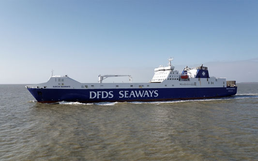 SUECIA SEAWAYS (DFDS) - Photo: © Ian Boyle, 15th May 2015 - www.simplonpc.co.uk