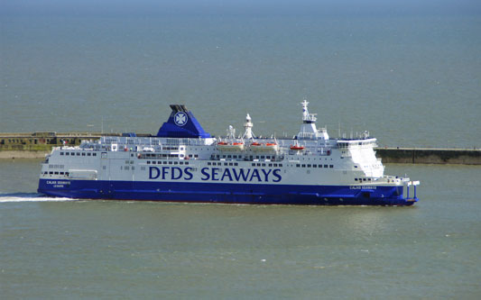 CALAIS SEAWAYS - DFDS - www.simplonpc.co.uk - Photo: ©2013 Ian Boyle