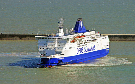 CALAIS SEAWAYS - DFDS - www.simplonpc.co.uk - Photo: ©2013 Ian Boyle