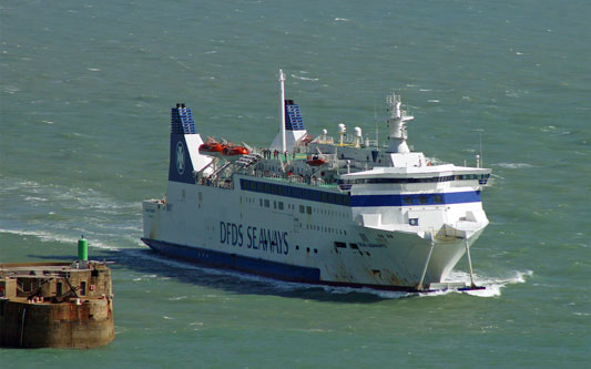 DEAL SEAWAYS - DFDS - www.simplonpc.co.uk - Photo: ©2012 Ian Boyle