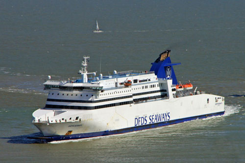 DIEPPE SEAWAYS - DFDS - www.simplonpc.co.uk - Photo: ©2013 Ian Boyle