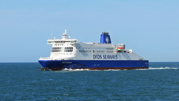 DELFT SEAWAYS - Dover - Photo: © Ian Boyle, 18th July 2015 - www.simplonpc.co.uk